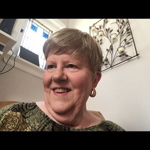 Meet the Posher, Bev